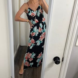 White House Black Market WHBM Floral Maxi